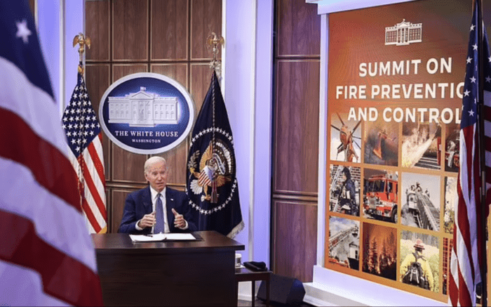 Адвокат Трампа утверждает, что она раскрыла «поддельный Овальный кабинет» Байдена после того, как Белый дом скрыл информацию о его здоровье